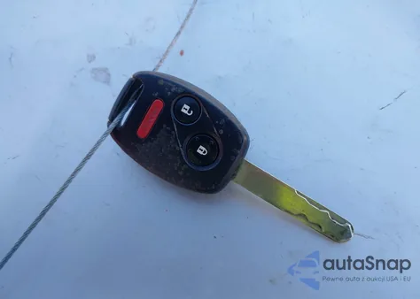 2011 Honda Fit z USA, uszkodzony, nr VIN JHMGE8H35BS001891